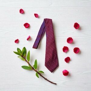Jones New York Red Geometric Men's Tie